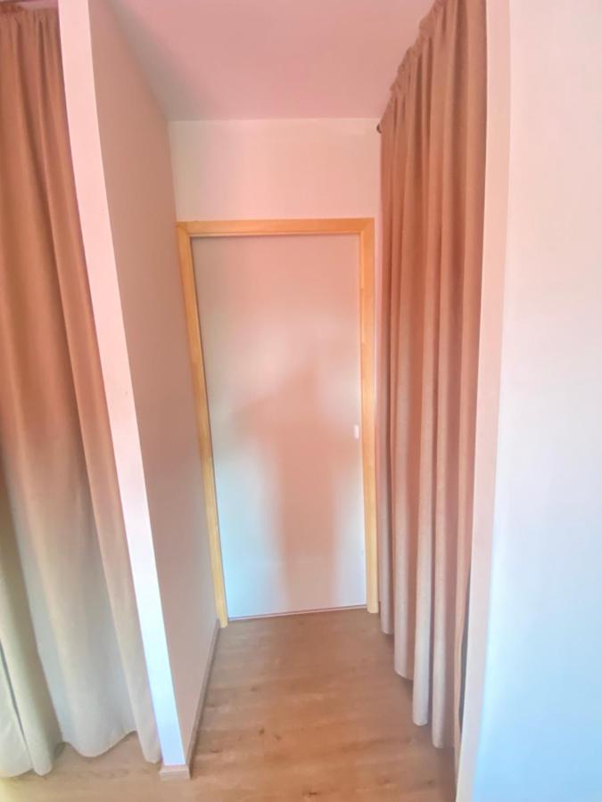 Chambre Douillette, Calme, Lit Queen Size Wifi Avrille  ภายนอก รูปภาพ